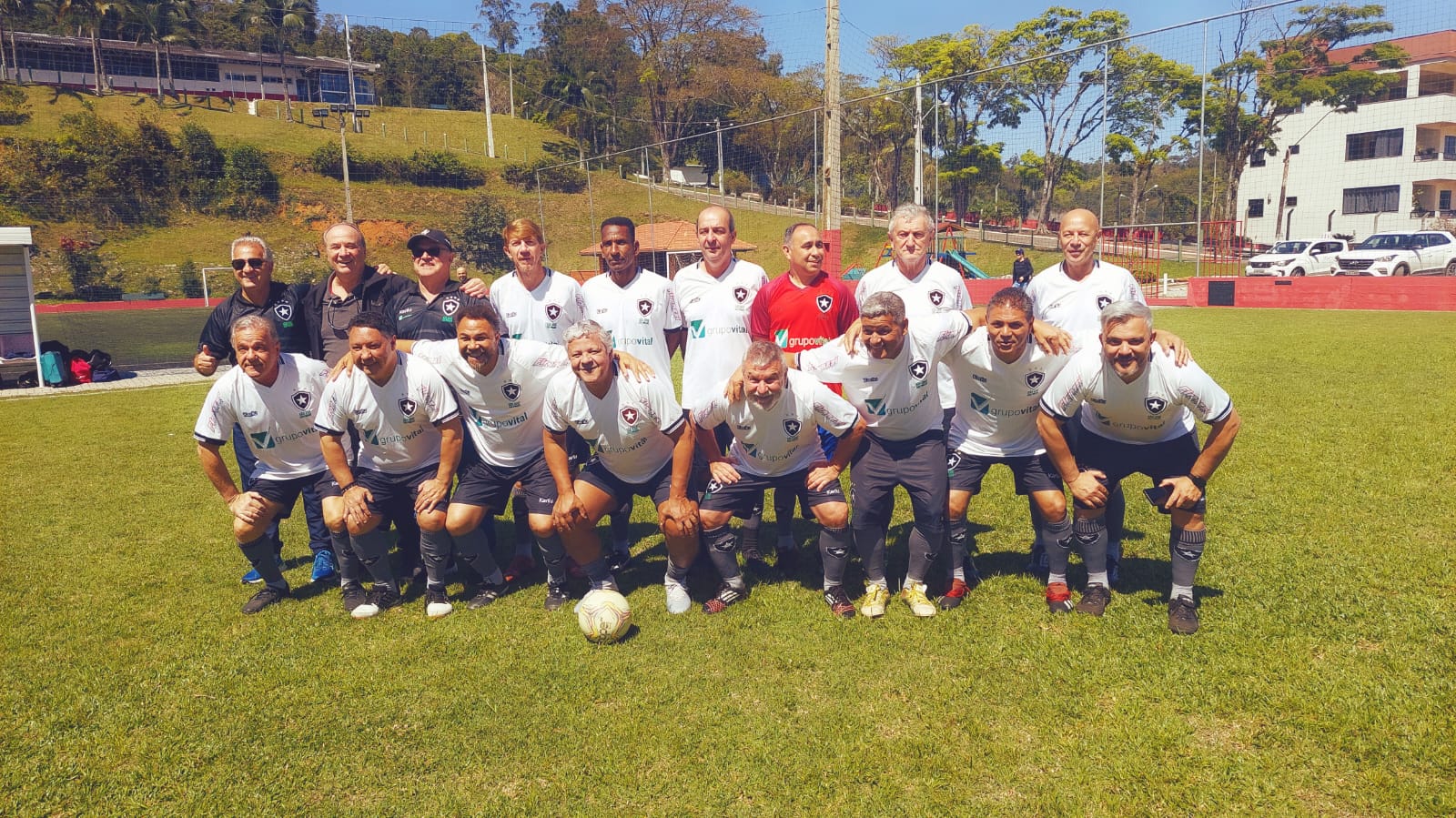 Grupo Feirino do Bandeirante recebe equipe do Botafogo de Curitiba -  Sociedade Esportiva Bandeirante - Brusque/SC