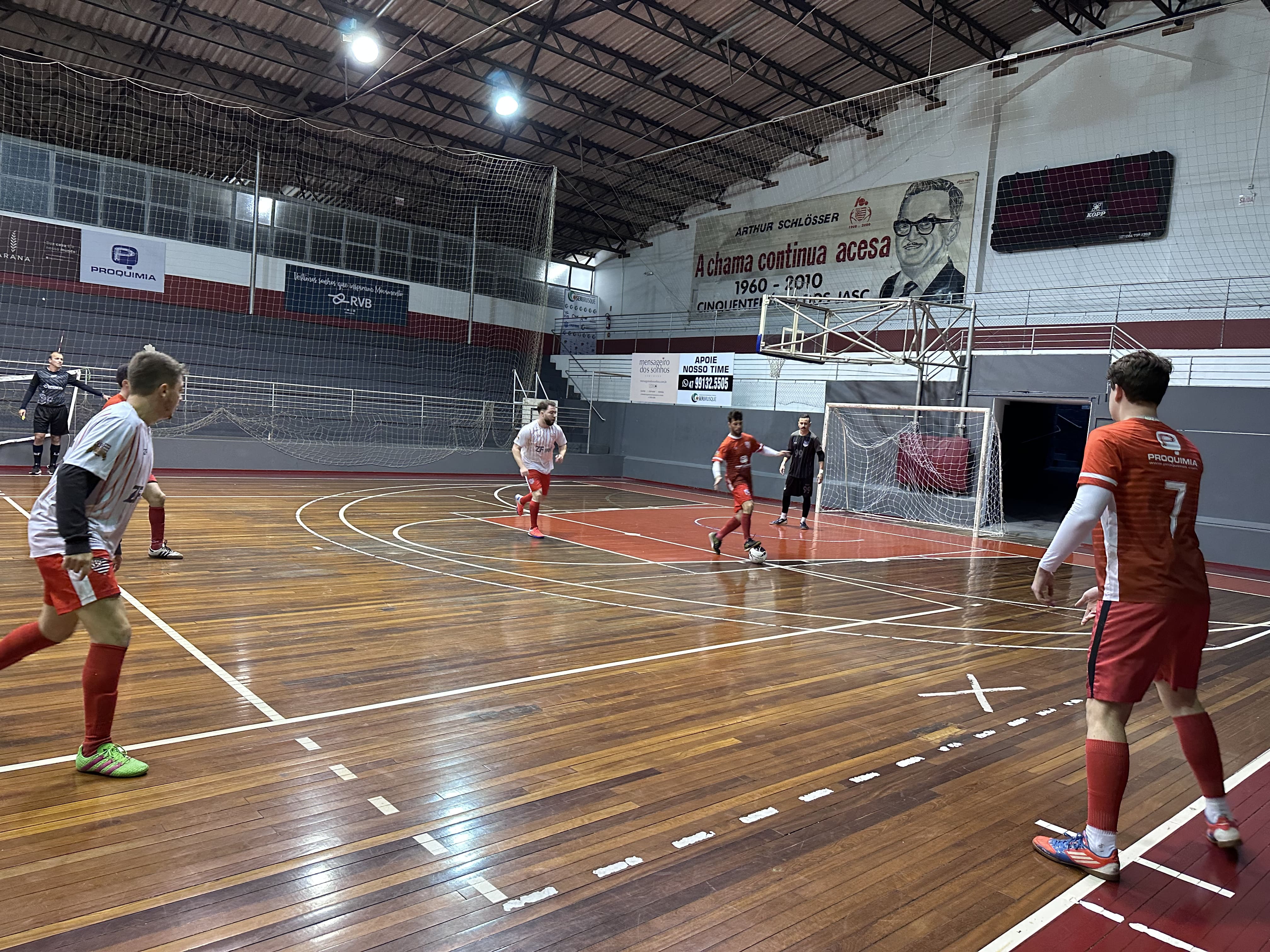 Grupo Feirino do Bandeirante recebe equipe do Botafogo de Curitiba -  Sociedade Esportiva Bandeirante - Brusque/SC