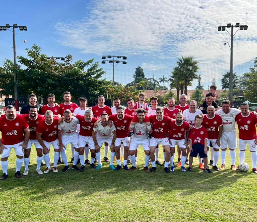 Grupo Feirino do Bandeirante recebe equipe do Botafogo de Curitiba -  Sociedade Esportiva Bandeirante - Brusque/SC